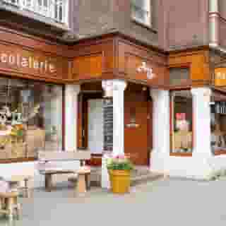 Aadam Wilhelmina, 3 of 5