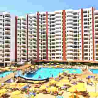 Clube Praia da Rocha, 2 of 5