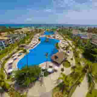 Ocean Blue and Sand Beach Resort, 2 of 5