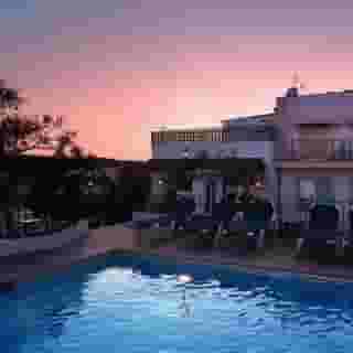 Hotel Ninays, 1 of 5