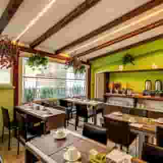 Trevi Collection, 4 of 5