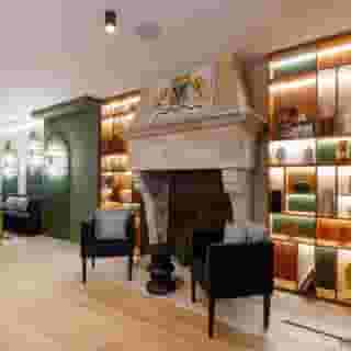 Star Champs Elysees, 1 of 5