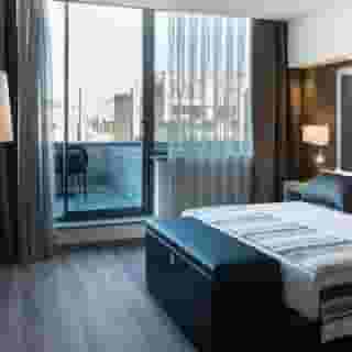 Catalonia Square, 5 of 5