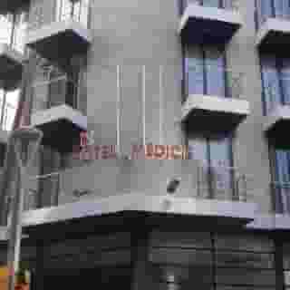 Medium Medicis, 1 of 5