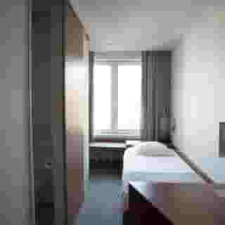 Hotel Du Congres, 4 of 5