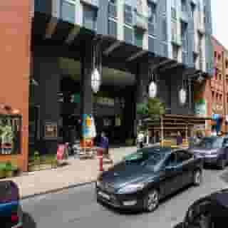 Vagabond Downtown, 2 of 5