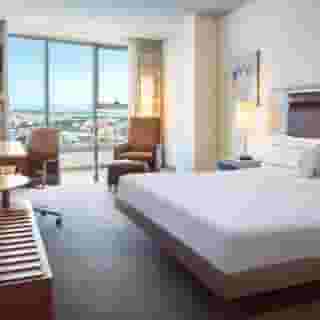 Melia Valencia, 3 of 5