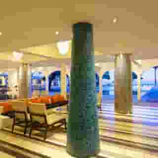 Trinco Blu By Cinnamon, 1 of 5