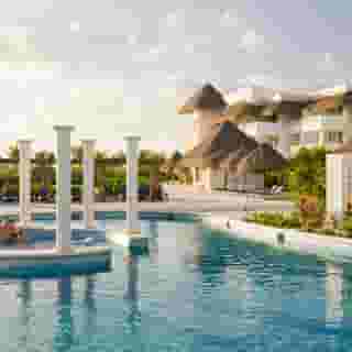 Grand Riviera Princess, 2 of 5