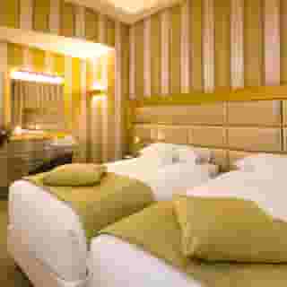 Antares Rubens, 3 of 5