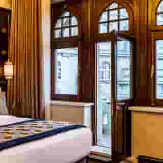 Cronton Design Hotel, 2 of 5