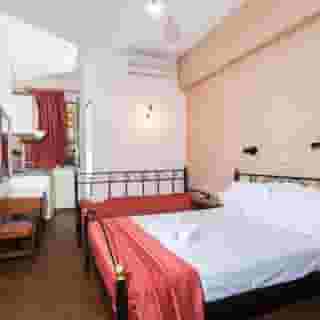 Oasis Studios - Adults Only, 5 of 5