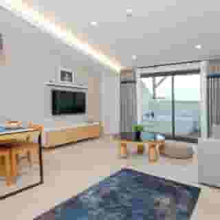 A Suite Side, 3 of 5