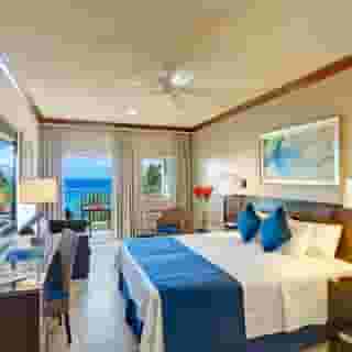 Coconut Court Beach Hotel, 5 of 5