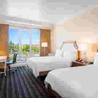Holiday Inn Bayside, 4 of 5