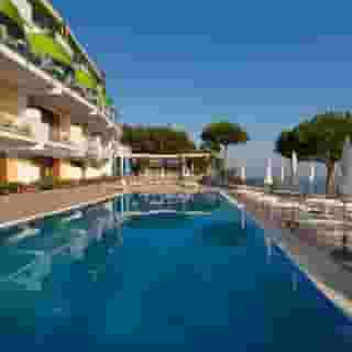 Grand Hotel President, 2 of 5