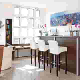 Paragon Apartments, 4 of 5