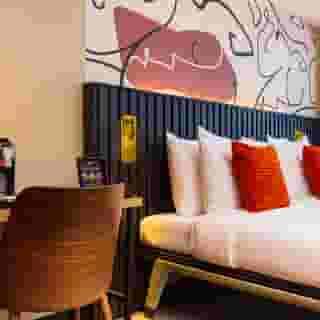 Huygens Place, 4 of 5