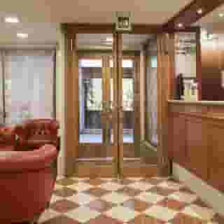 Commercio e Pellegrino, 1 of 5