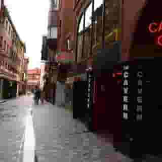 Dockside Lodge Ensuite Rooms, 2 of 5