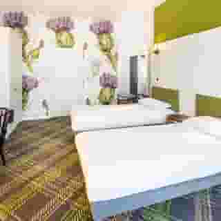 ibis Styles Edinburgh St Andrew Square, 2 of 5