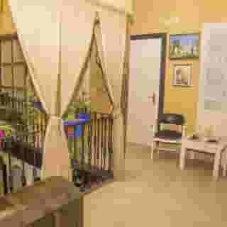 Pension Internacional, 3 of 5