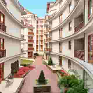 Lord Residence, 2 of 5