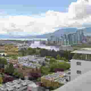 Holiday Inn Vancouver-Centre (Broadway), 1 of 5