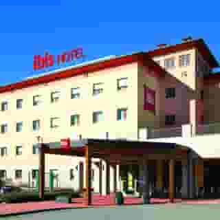 ibis Como, 1 of 5