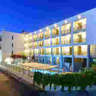 Alia Beach Hotel, 3 of 5