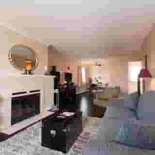 The Rosellen Suites At Stanley Park, 4 of 5