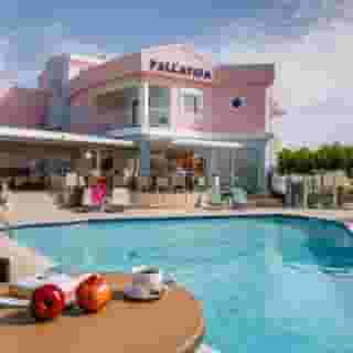 Pallatium Apartments, 2 of 5