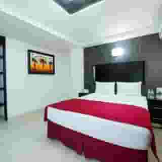 Portonovo Plaza, 4 of 5