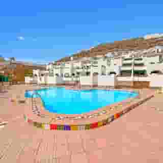 Laguna Apartments, 2 of 5