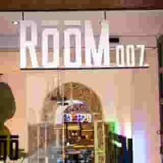 Room00 Salvador, 3 of 5