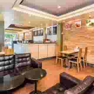 Sunset Mansion, 5 of 5