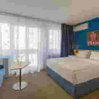 Premium Crown Suites, 5 of 5