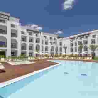 Pine Cliffs Ocean Suites, 1 of 5