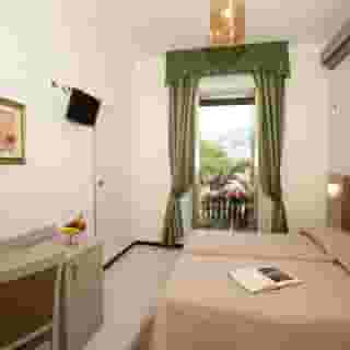 Hotel Giulio Cesare, 1 of 5