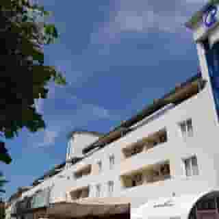 Royal Central, 4 of 5