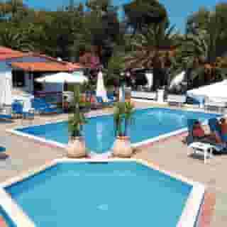 Thanos Studios, 1 of 4