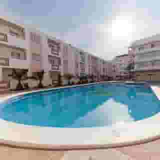 Vibra Tropical Garden Apartments, 2 of 5