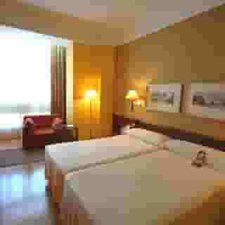 Senator Gran Via, 2 of 5