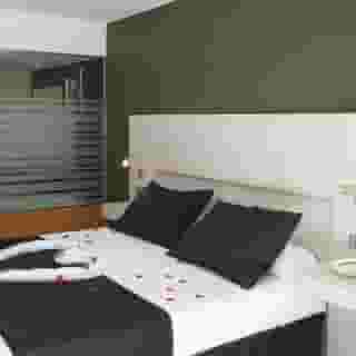 R2 Romantic Fantasia Dreams & Suites Hotel, 3 of 5