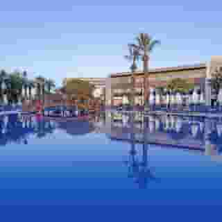 Palm Wings Beach Resort & Spa Kusadasi, 2 of 5