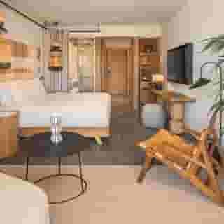 W Costa Navarino, 4 of 5