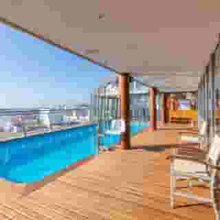 Artiem Capri, 4 of 5