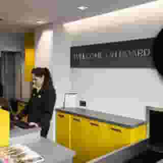 Vueling BCN by HC - dupe 3135650, 4 of 5