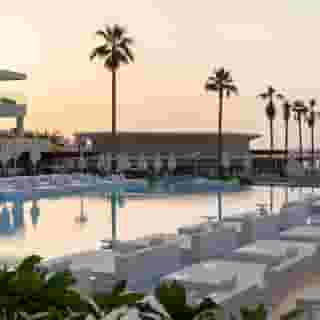 FIVE LUXE JBR Hotel, 2 of 5