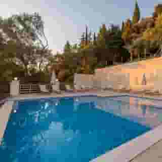 Mazis Apartments, 2 of 5